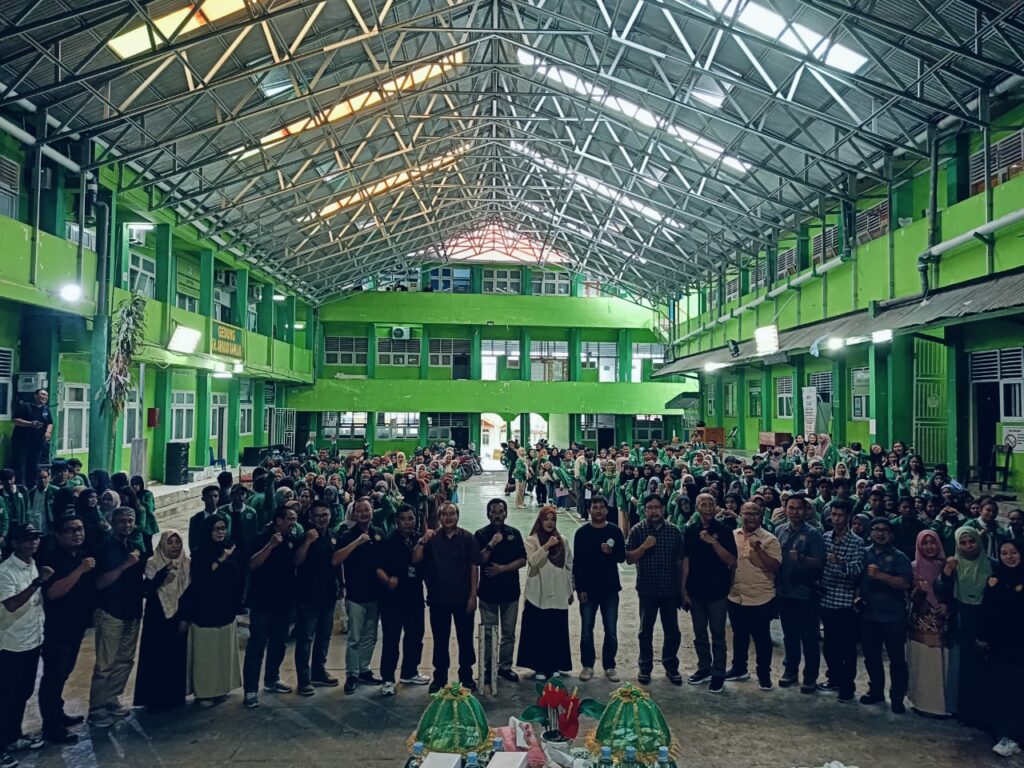 Unismuh Luwuk Resmi Lakukan Penarikan Mahasiswa KKN Angkatan XXXVI, Ketua LP3M Ingatkan Artikel Ilmiah Hindari Plagiat !